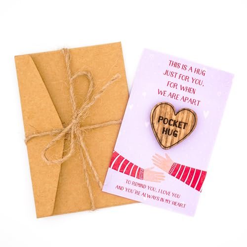 Pocket Hug Token with mini envelopes